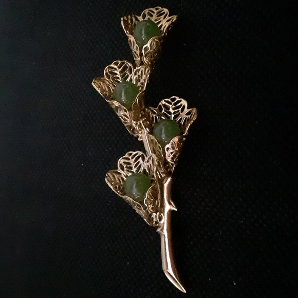 Green Cabochon Gold Tone Filigree Pin Brooch - Picture 1 of 6